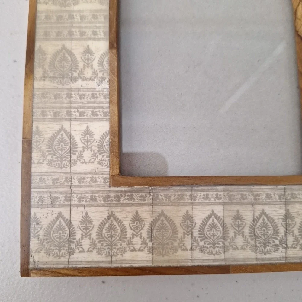 Vintage Ornate Tile Solid Wood Picture Frame 6.5